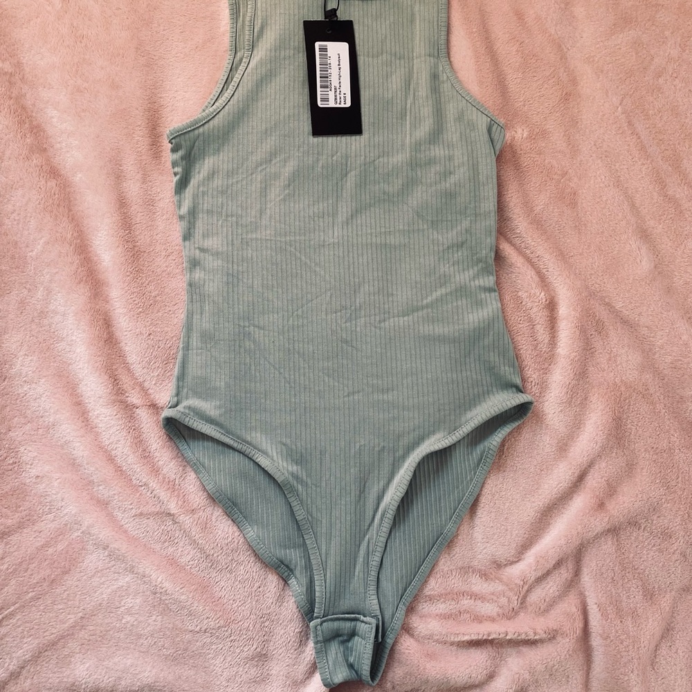 2 Nasty Gal Ribbed Racerback Bodysuits - Picture 5 of 6